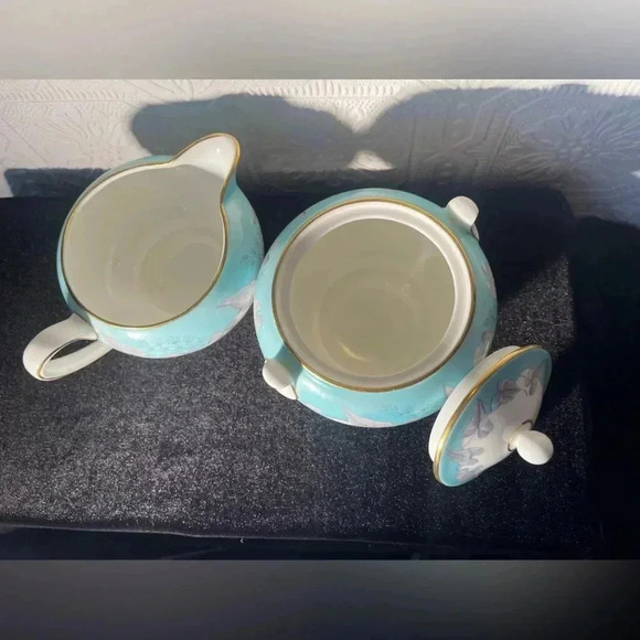 Wedgwood Bone China Buxton Turquoise with Gold Rim Creamer and Sugar Set - Picture 5 of 13